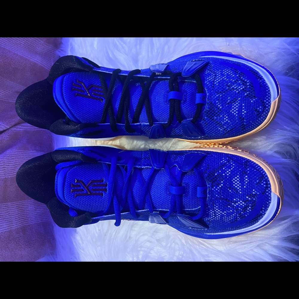 too tight - Picture 2 of 3
